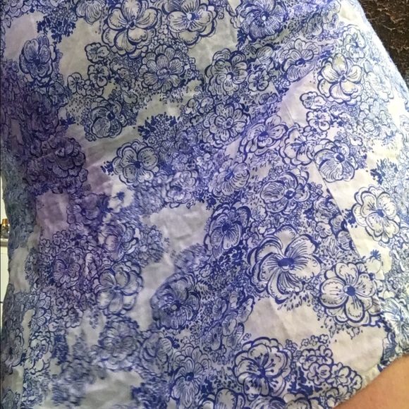 Blue and white paisley printed skirt - Picture 2 of 2